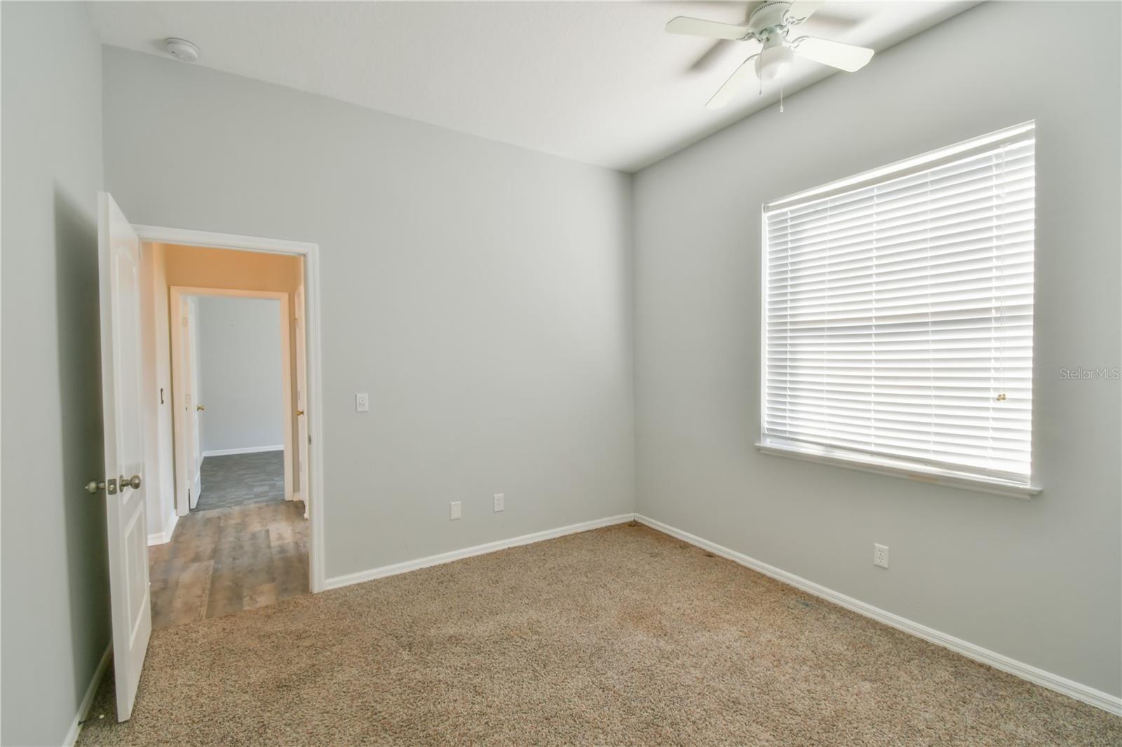 Listing photo id 37 for 112 Olympus Drive