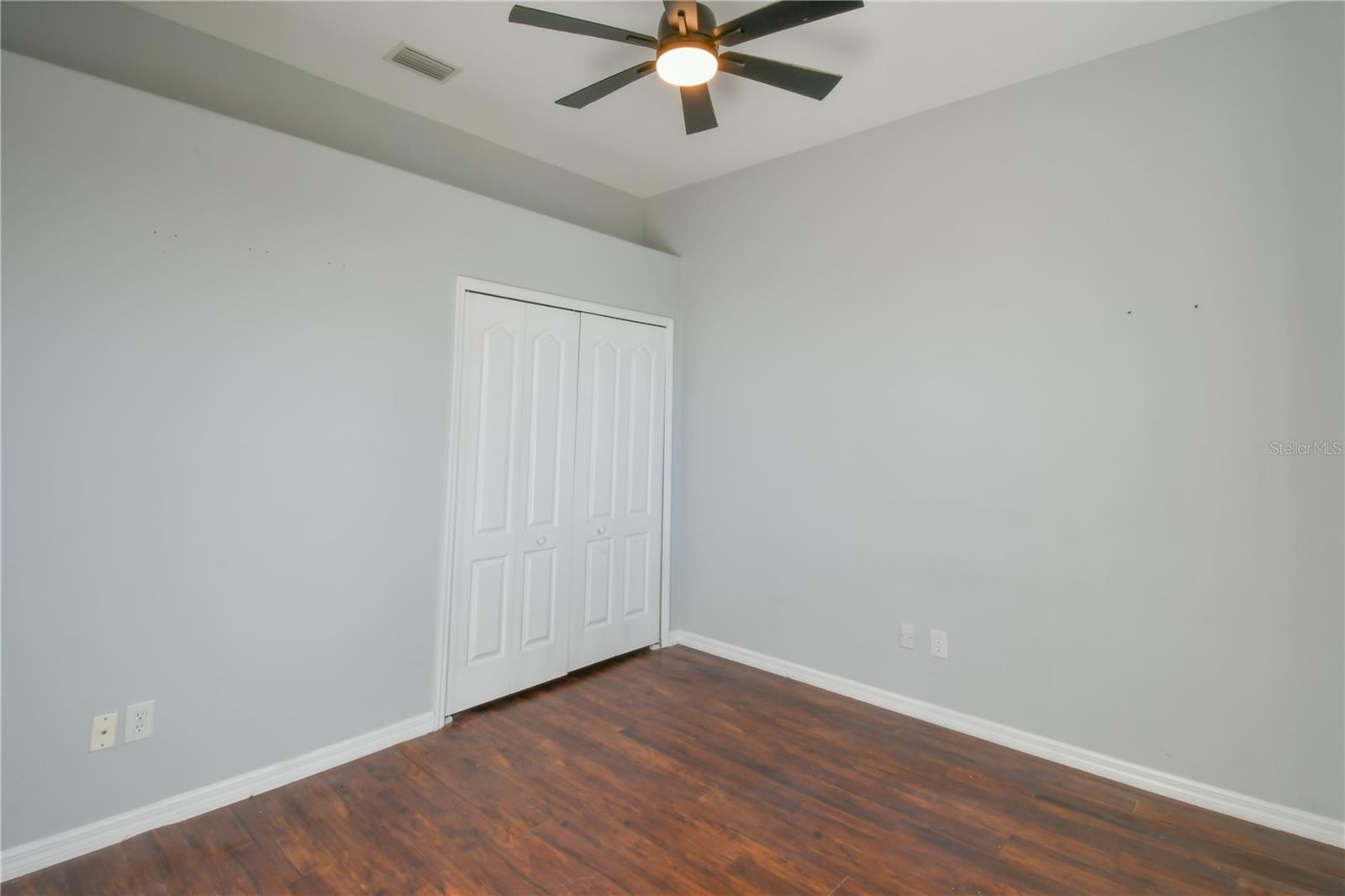 Listing photo id 42 for 112 Olympus Drive