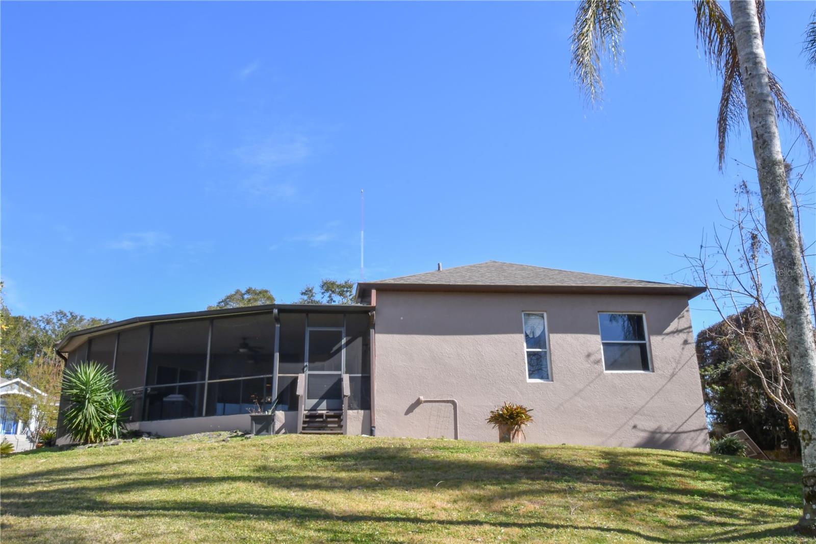 Listing photo id 49 for 112 Olympus Drive