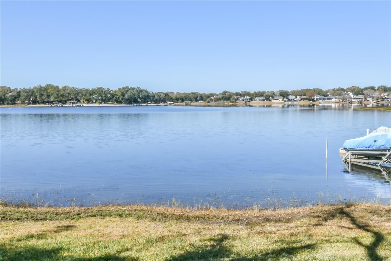 Listing photo id 51 for 112 Olympus Drive