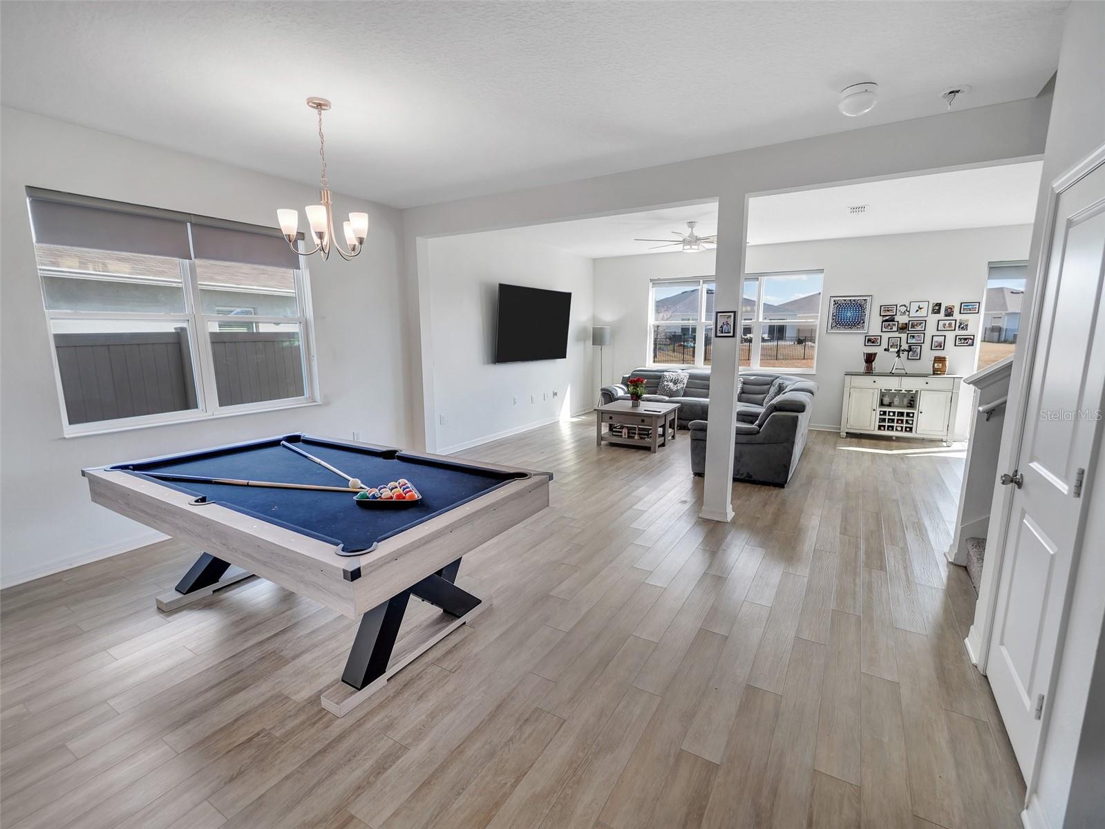 Image 7 of 39 For 1343 Pompay Drive