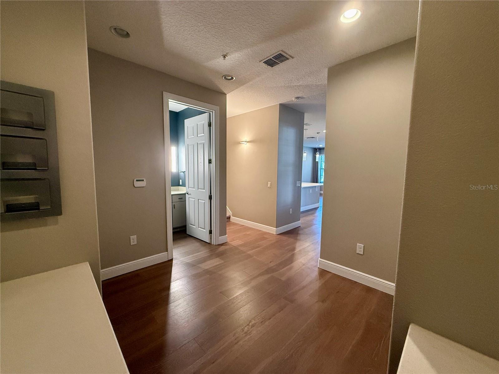 Image 11 of 49 For 1500 Corkery Court