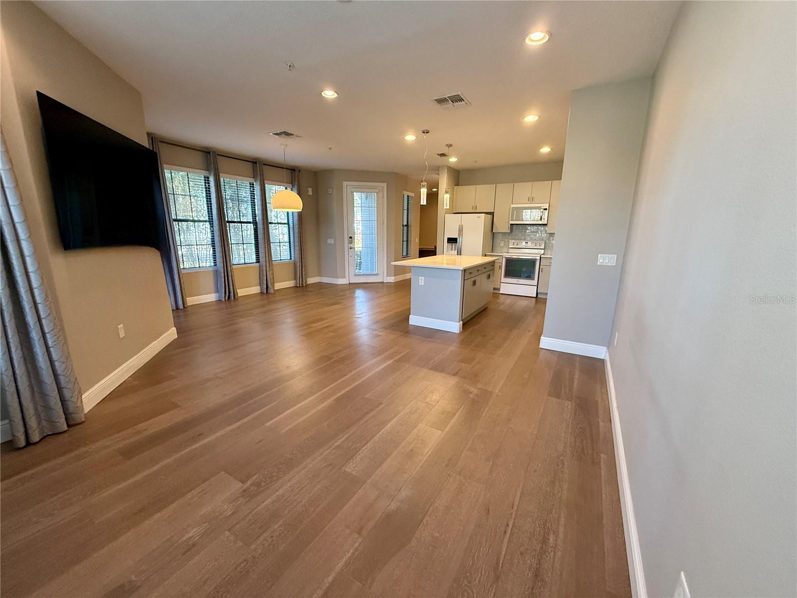 Image 4 of 49 For 1500 Corkery Court