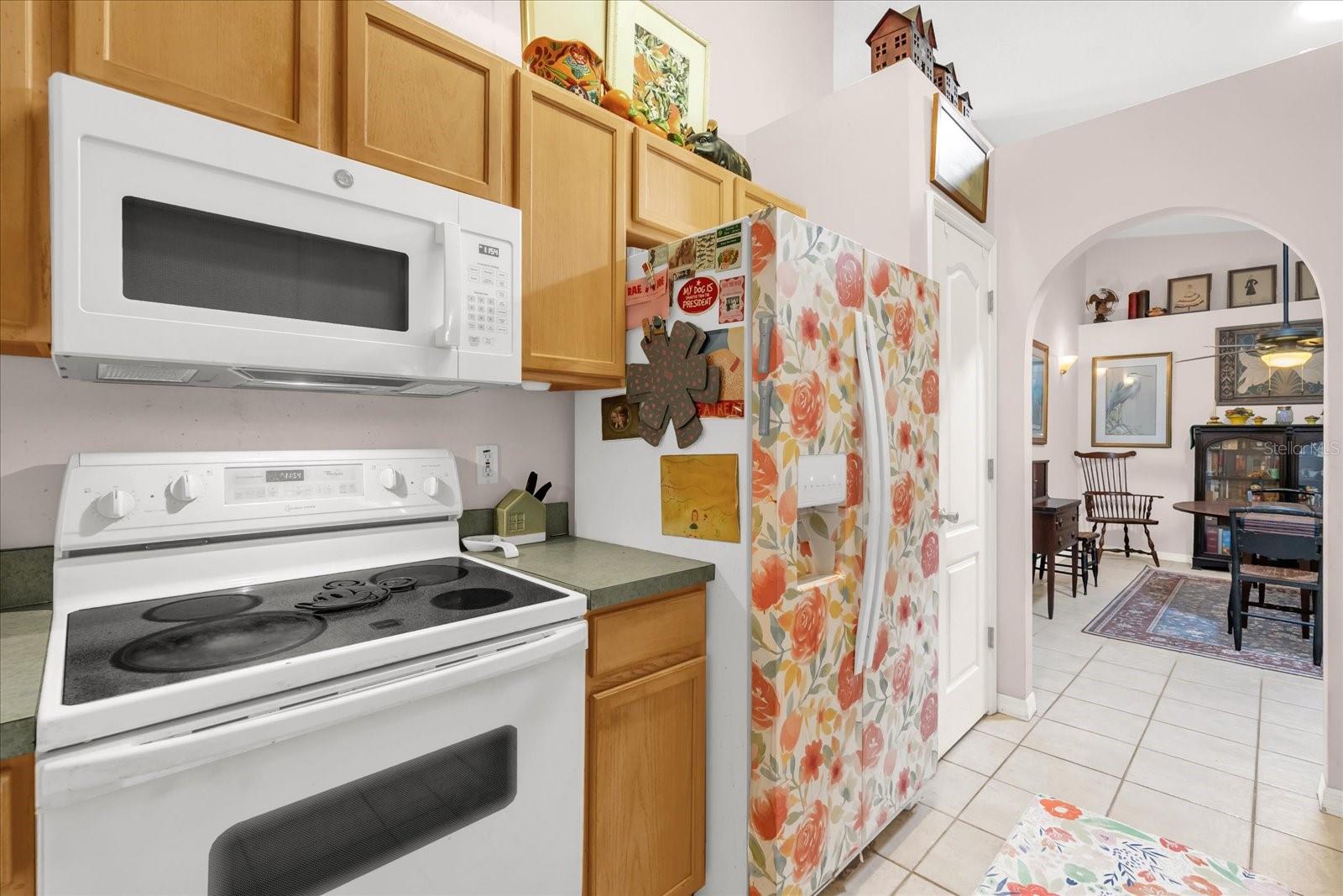 Image 10 of 30 For 682 Lexington Drive