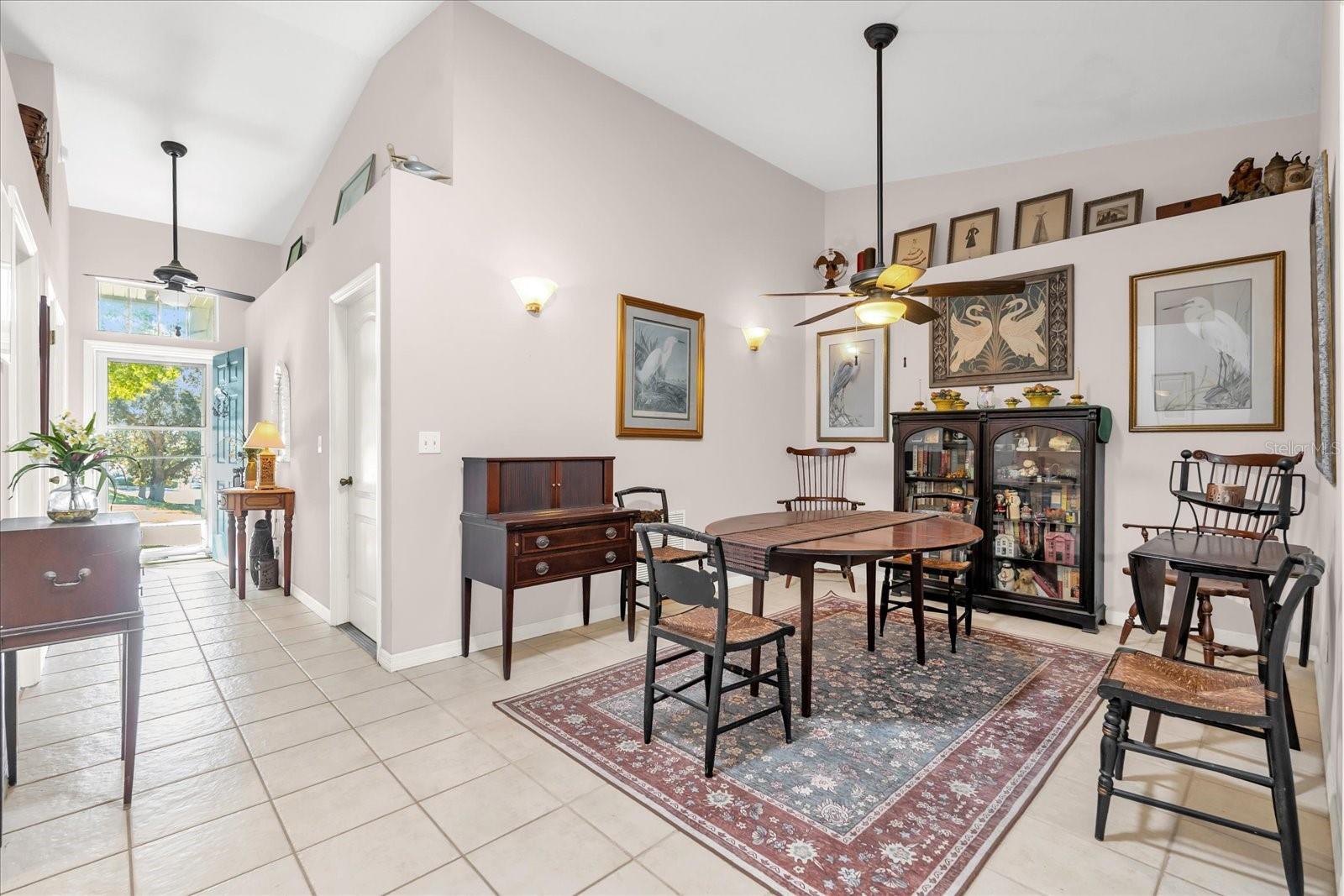 Image 12 of 30 For 682 Lexington Drive