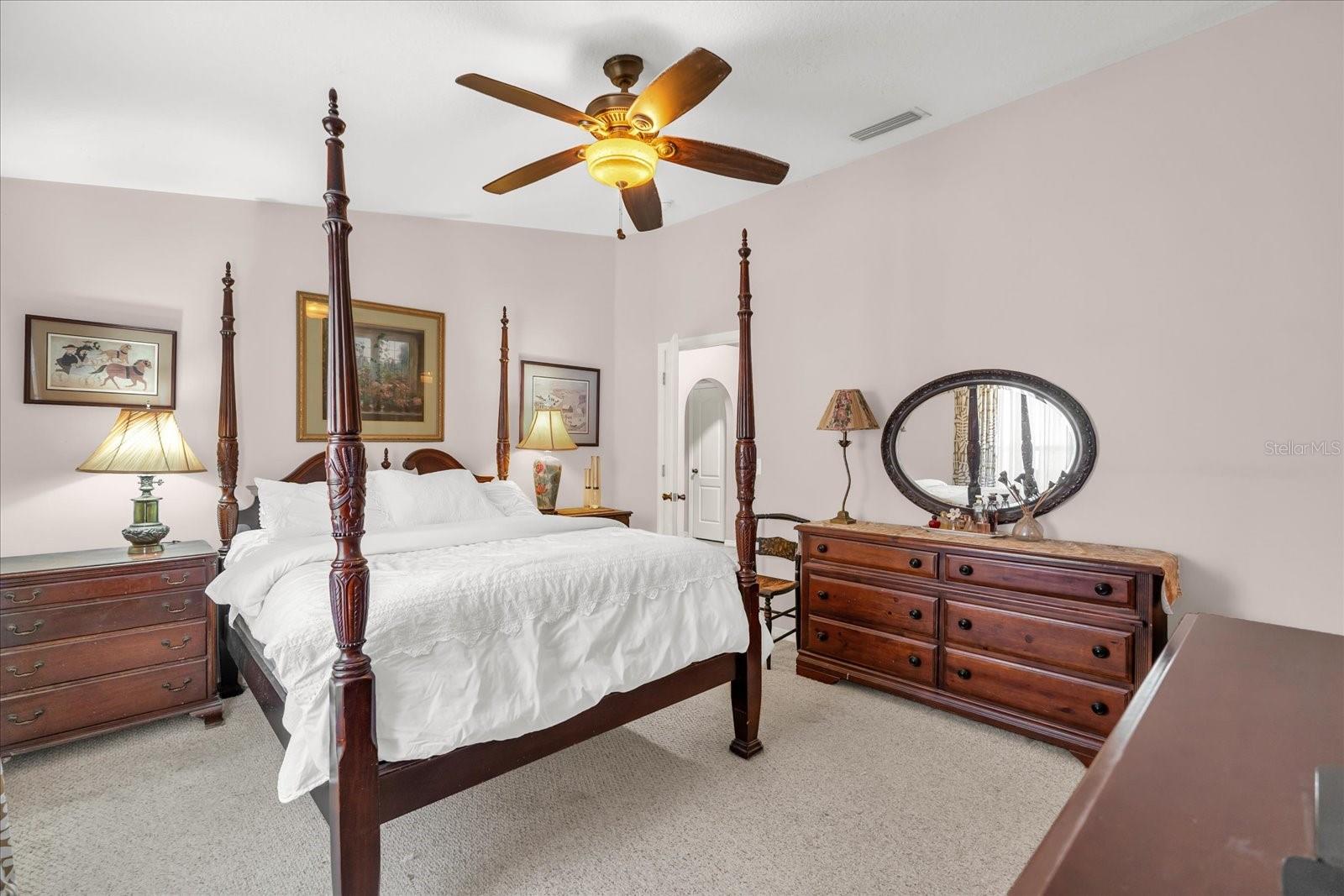 Image 14 of 30 For 682 Lexington Drive