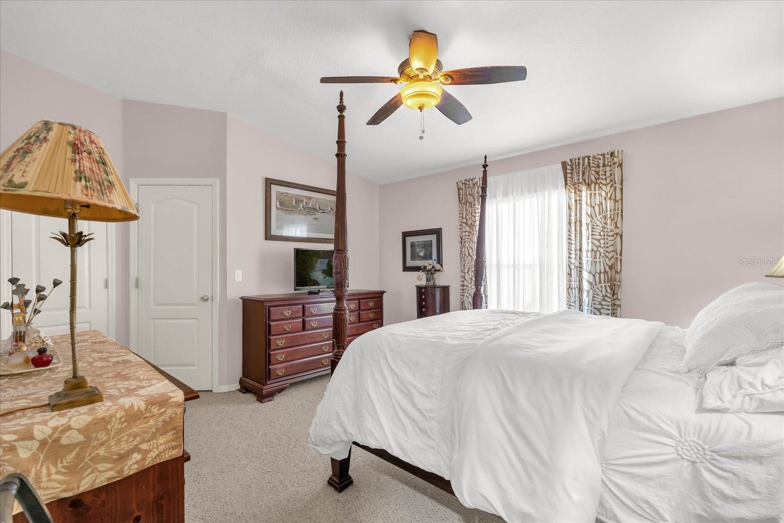 Image 15 of 30 For 682 Lexington Drive