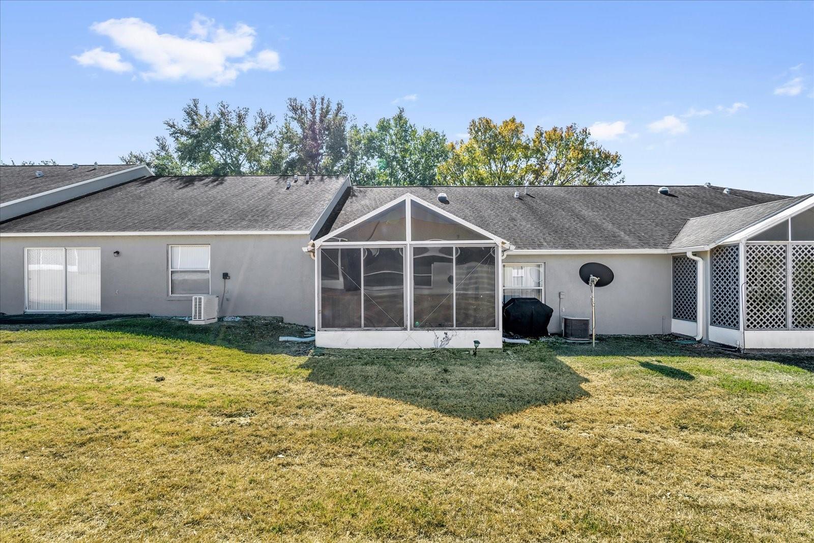 Image 22 of 30 For 682 Lexington Drive