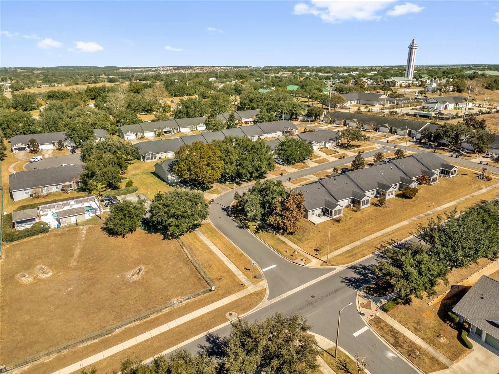 Image 26 of 30 For 682 Lexington Drive