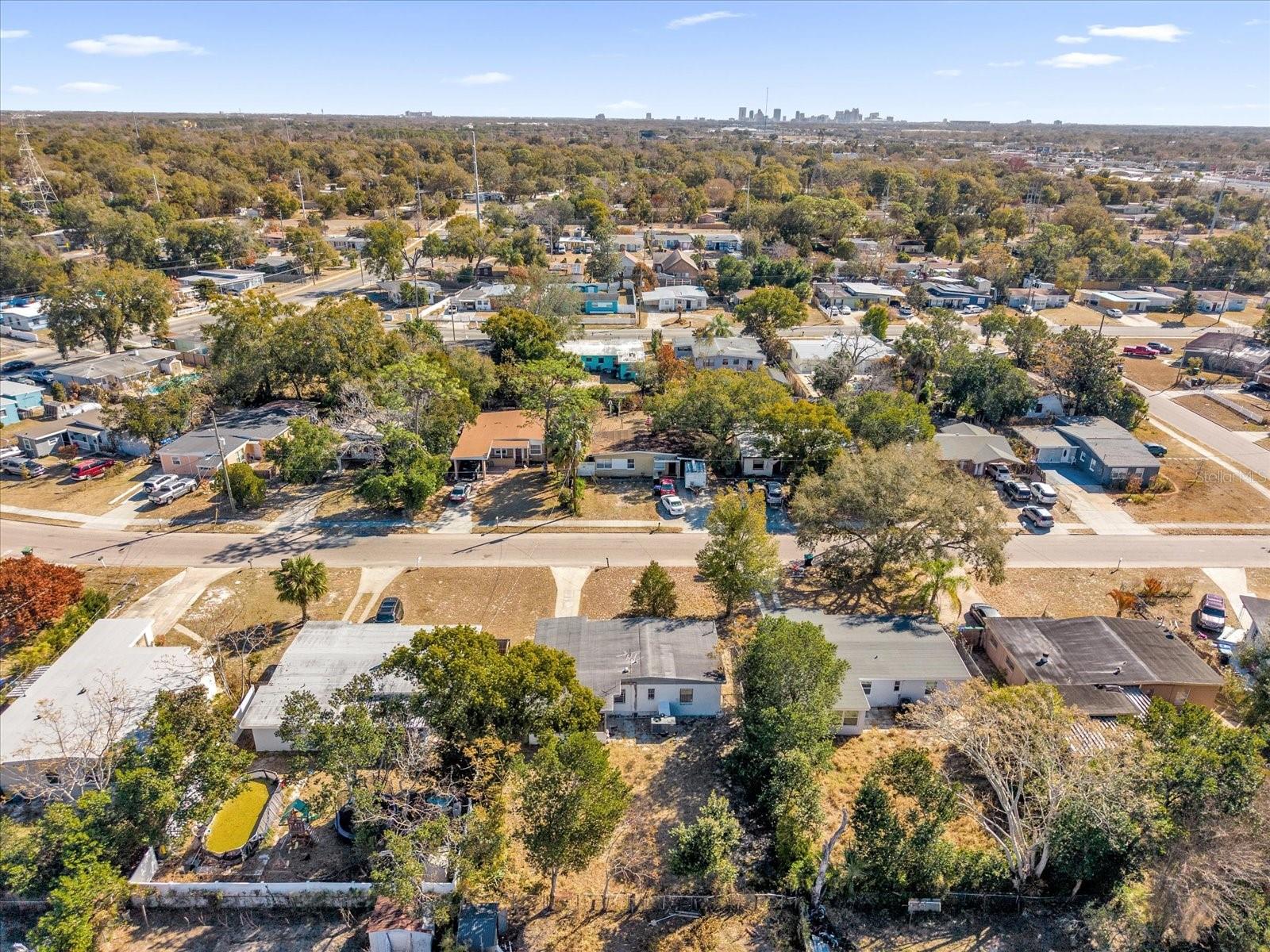 Image 29 of 30 For 920 Hacienda Court