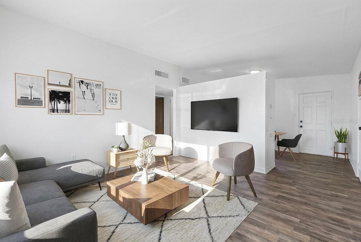 Image 4 of 30 For 920 Hacienda Court