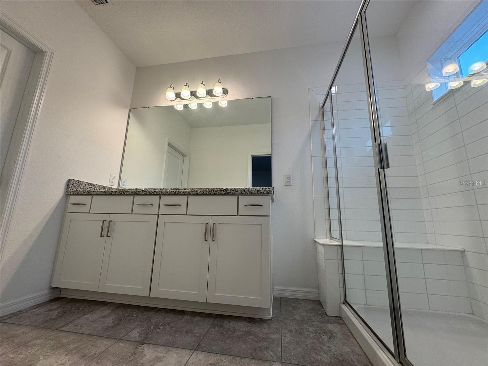 Image 15 of 68 For 11187 Hanlon Terrace Alley