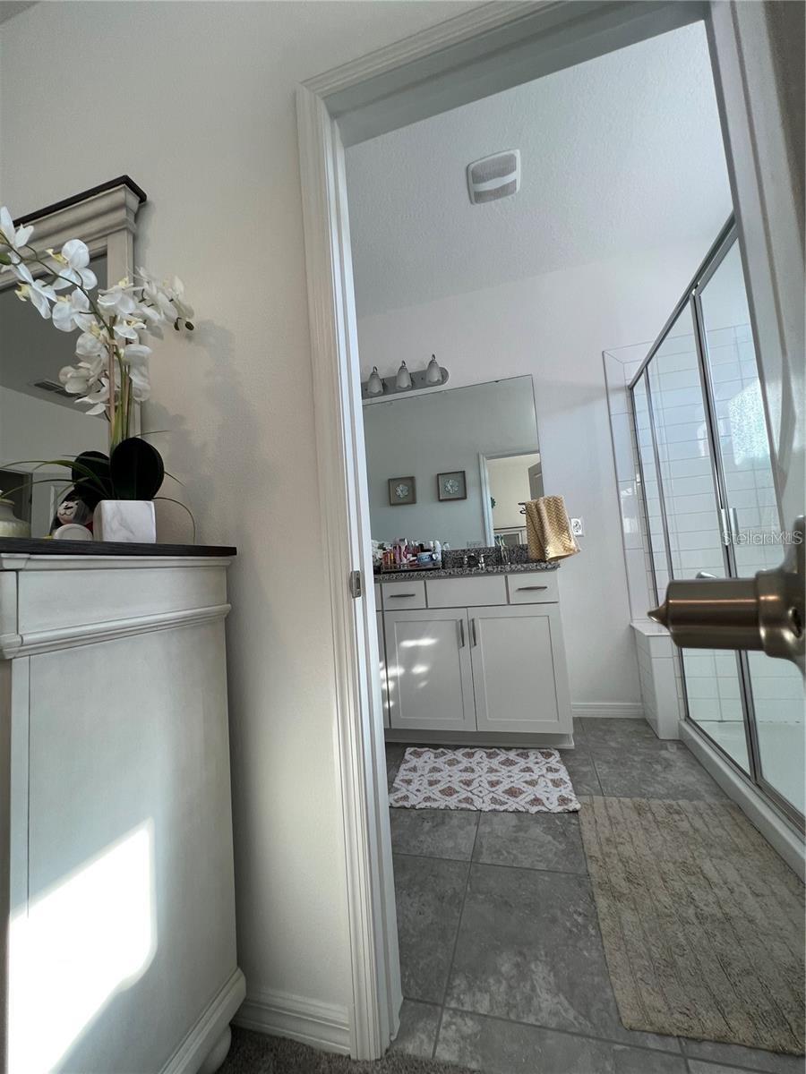 Image 19 of 68 For 11187 Hanlon Terrace Alley