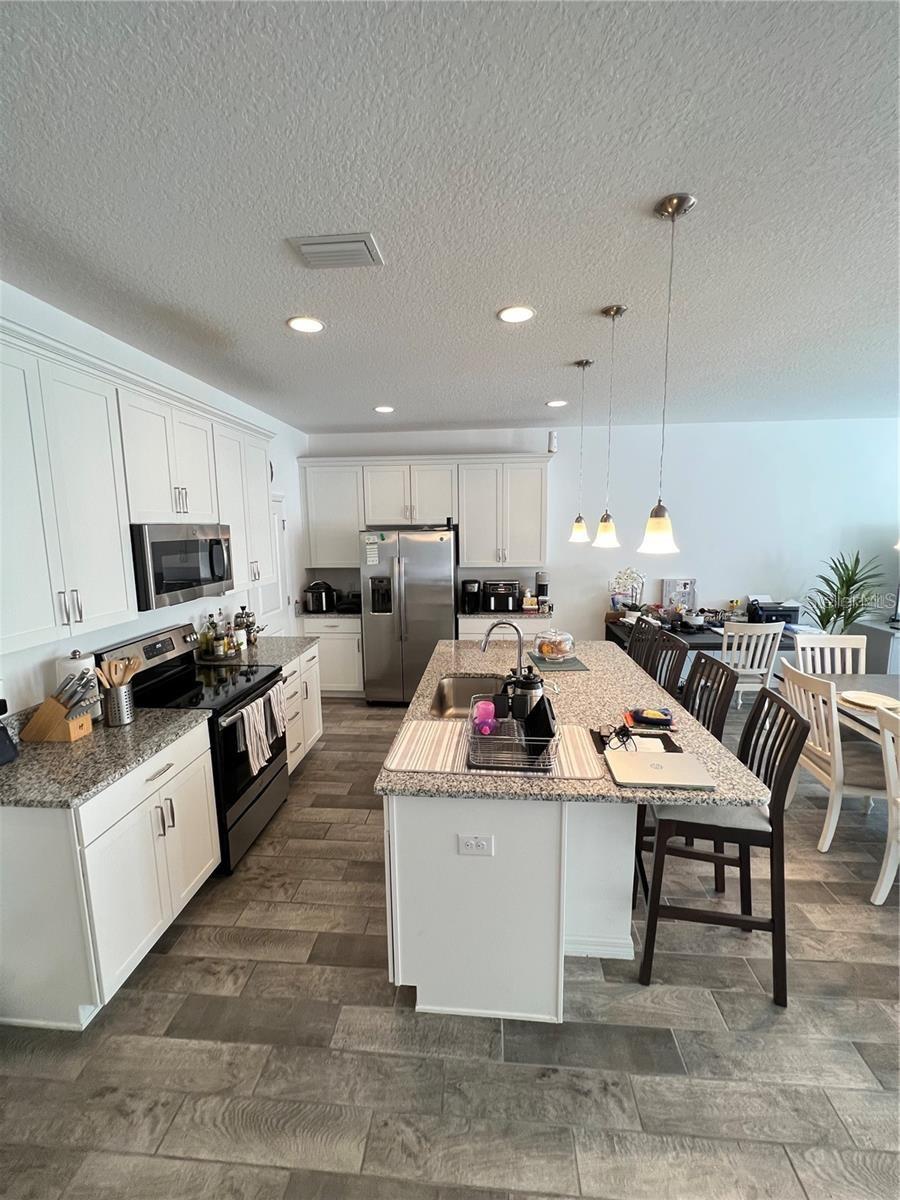 Image 6 of 68 For 11187 Hanlon Terrace Alley