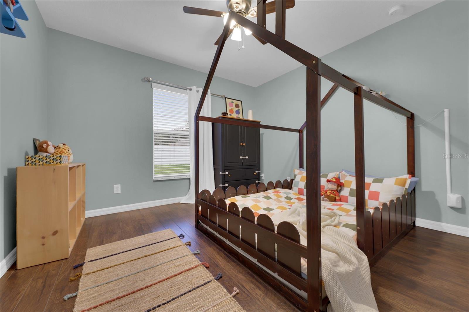 Image 19 of 29 For 1033 Twisted Branch Lane