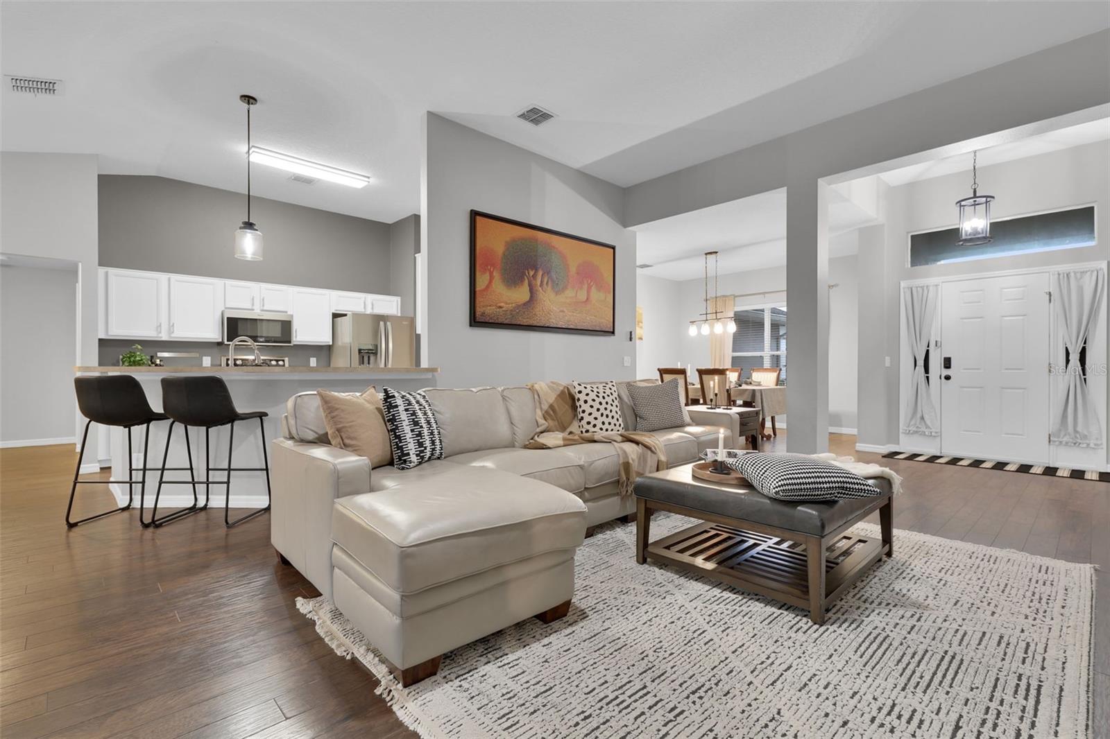 Image 4 of 29 For 1033 Twisted Branch Lane