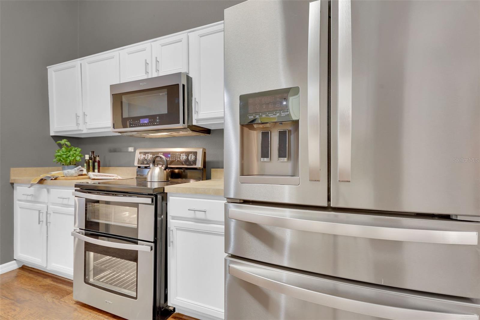 Image 8 of 29 For 1033 Twisted Branch Lane