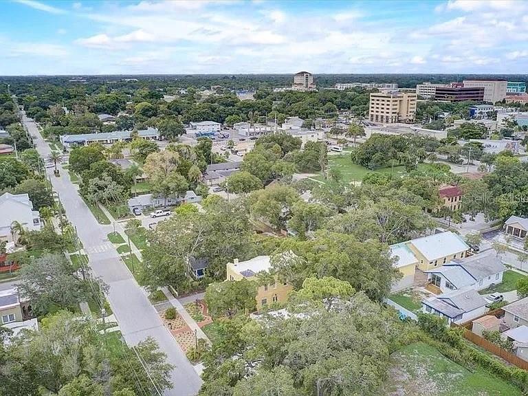 Image 34 of 41 For 1862 6th Street