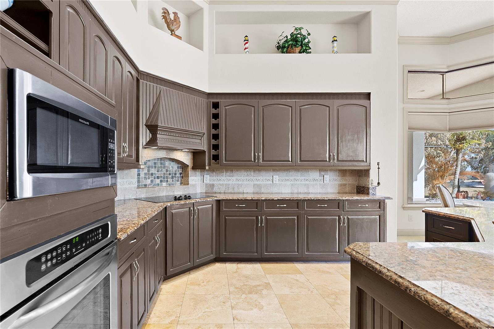 Image 16 of 46 For 2313 Roat Drive