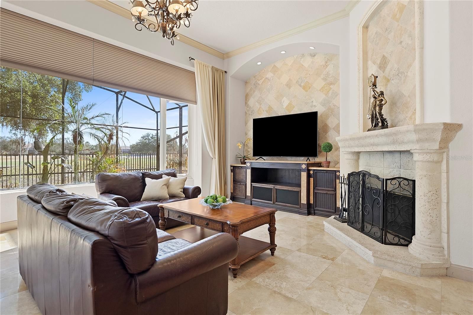 Image 21 of 46 For 2313 Roat Drive