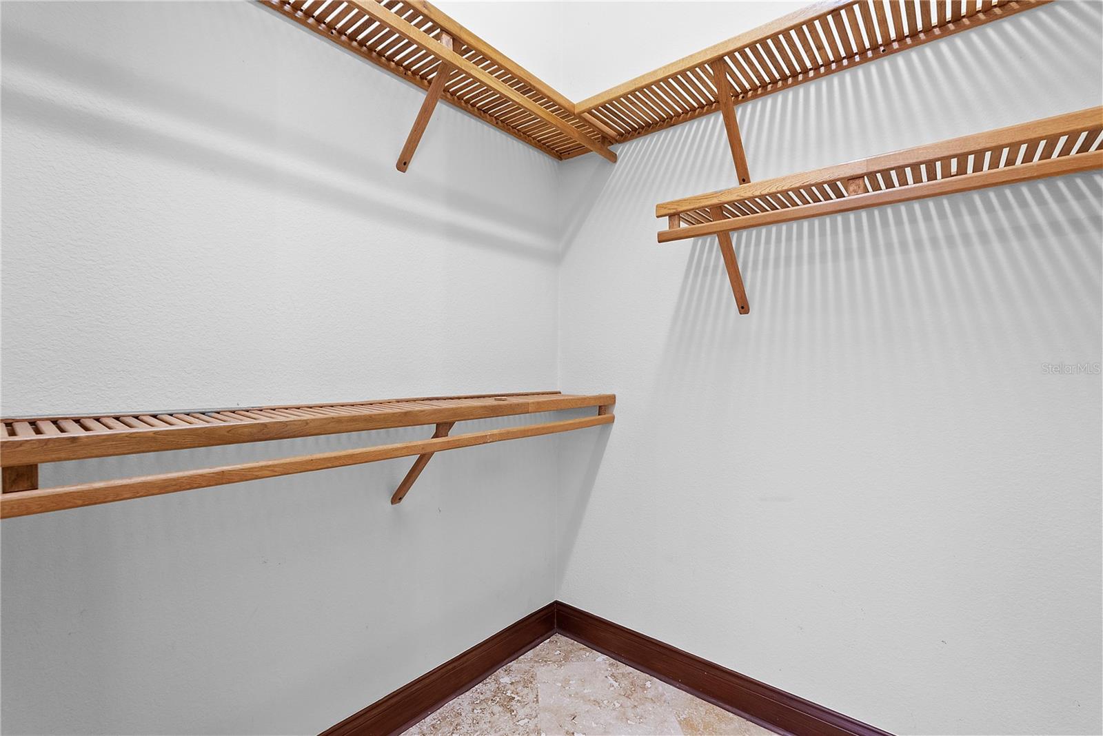 Image 27 of 46 For 2313 Roat Drive