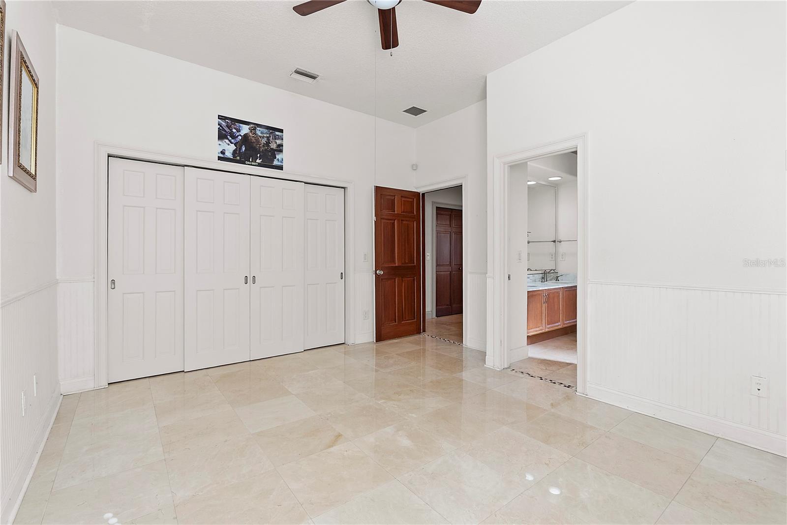 Image 29 of 46 For 2313 Roat Drive