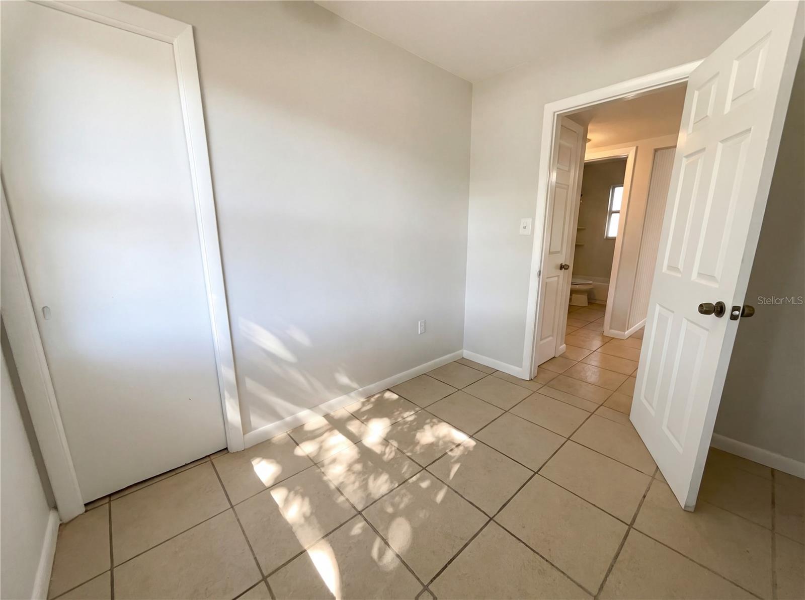 Image 16 of 21 For 4907 Kipp Place