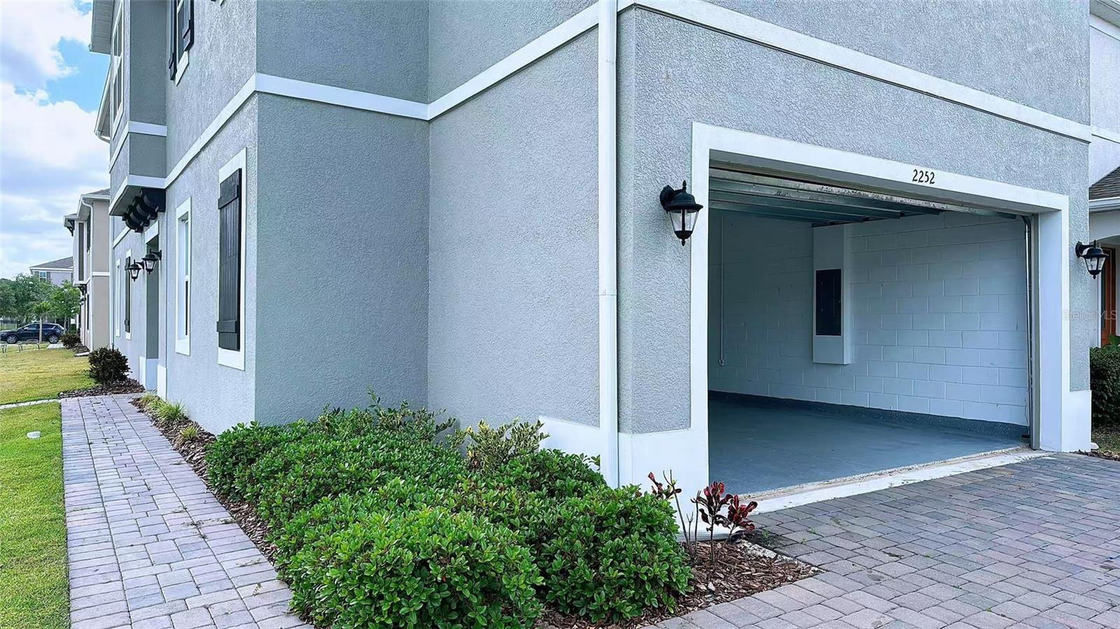 Image 33 of 44 For 2252 Emerald Springs Drive