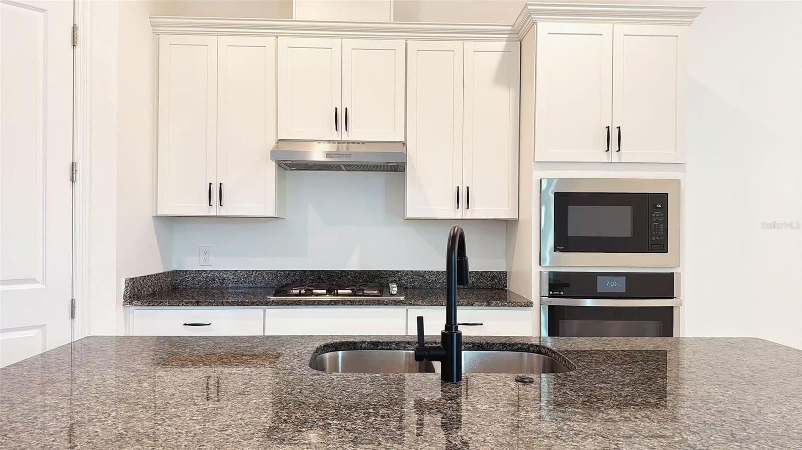 Image 7 of 44 For 2252 Emerald Springs Drive