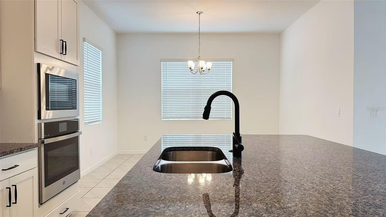 Image 9 of 44 For 2252 Emerald Springs Drive