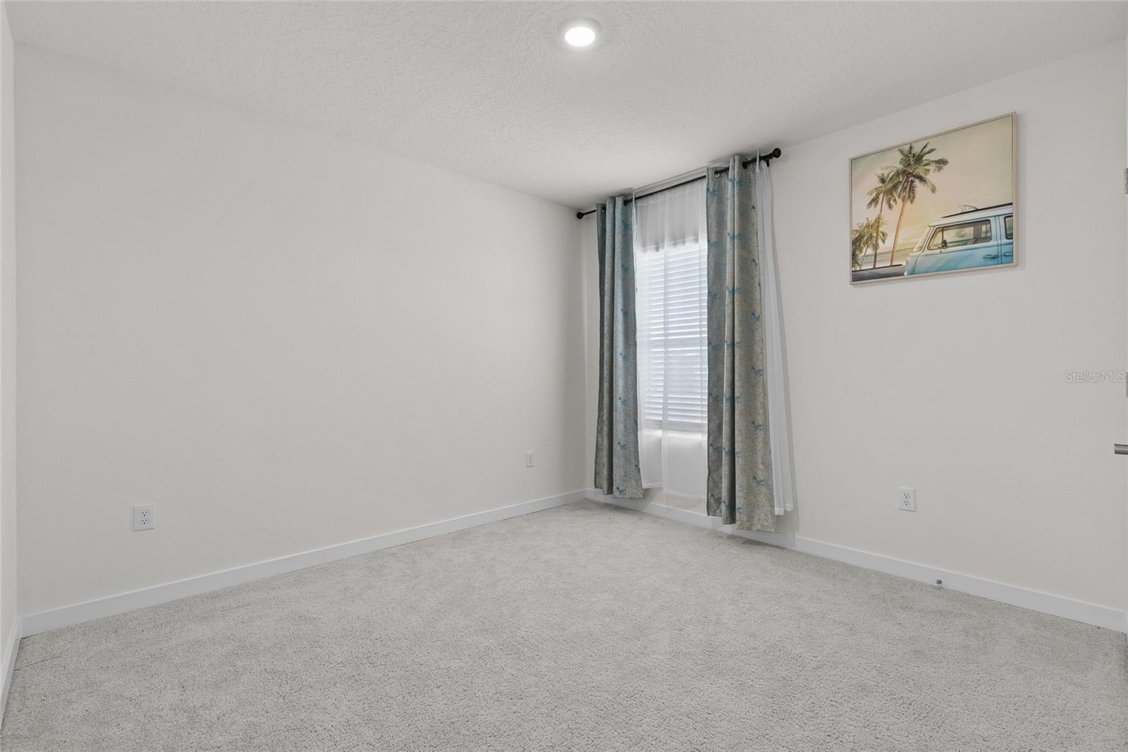 Image 22 of 33 For 455 Talisi Loop