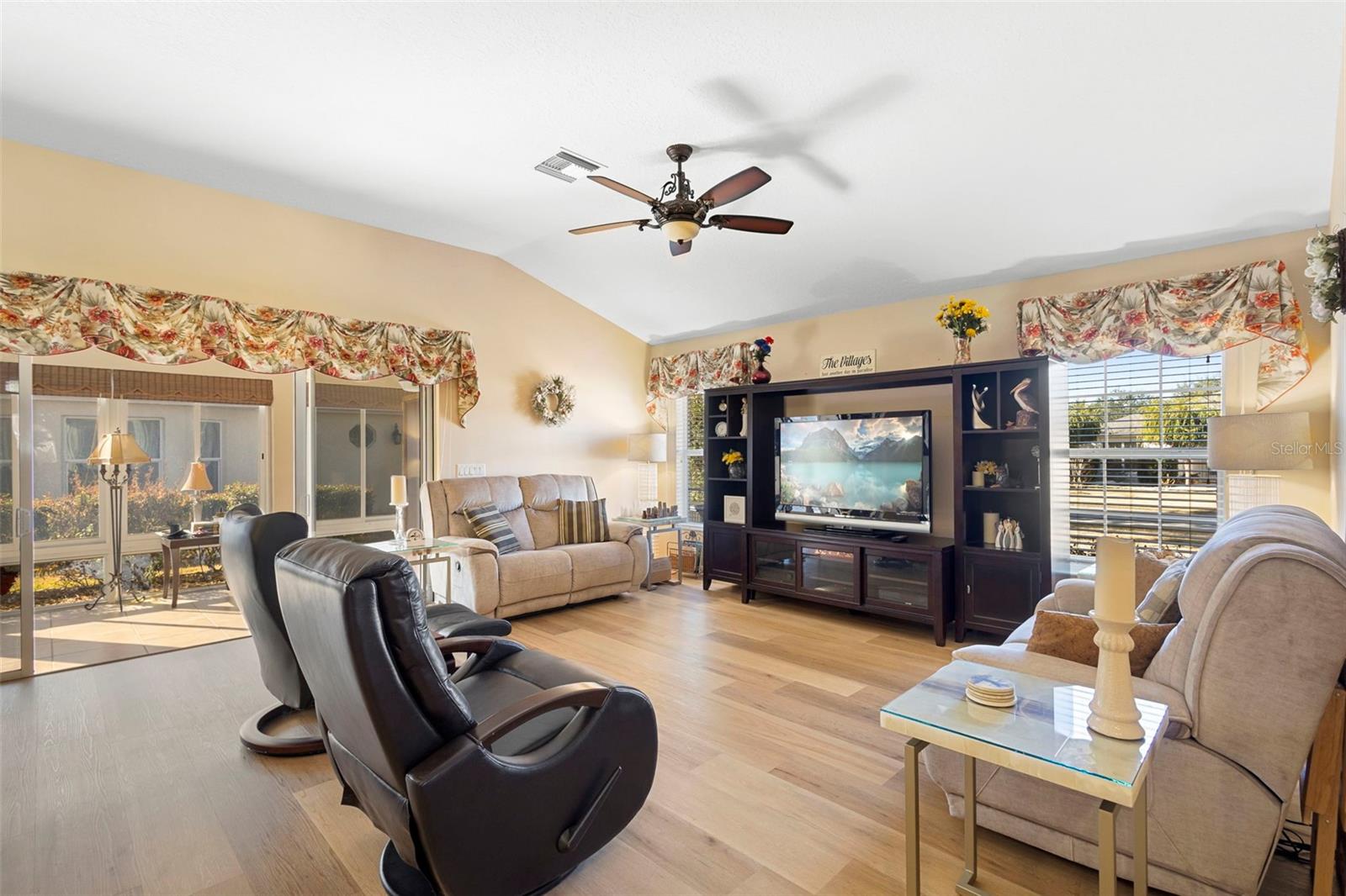 Image 16 of 45 For 7177 172nd Hazelwood Loop