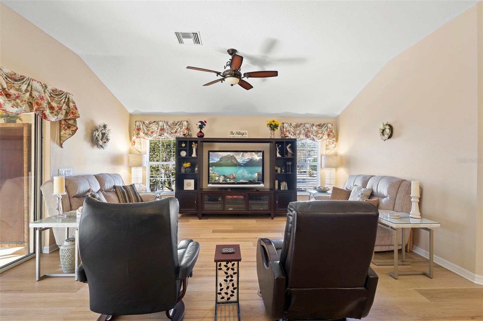 Image 17 of 45 For 7177 172nd Hazelwood Loop