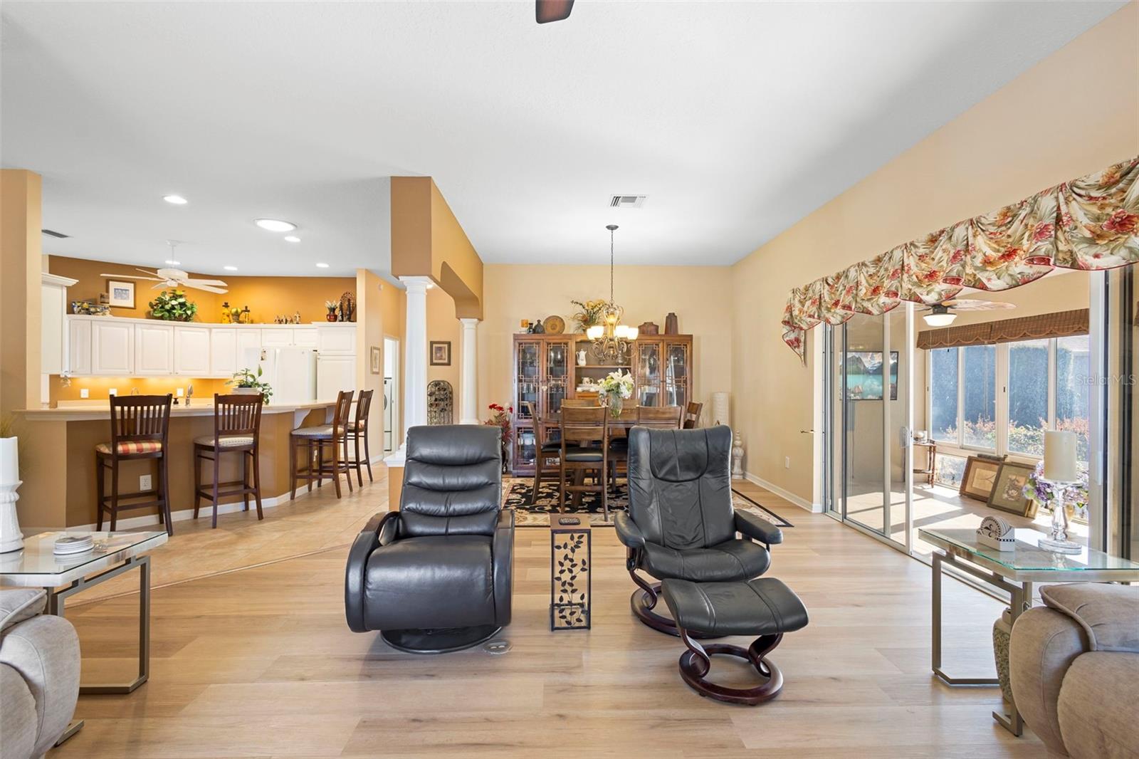 Image 19 of 45 For 7177 172nd Hazelwood Loop