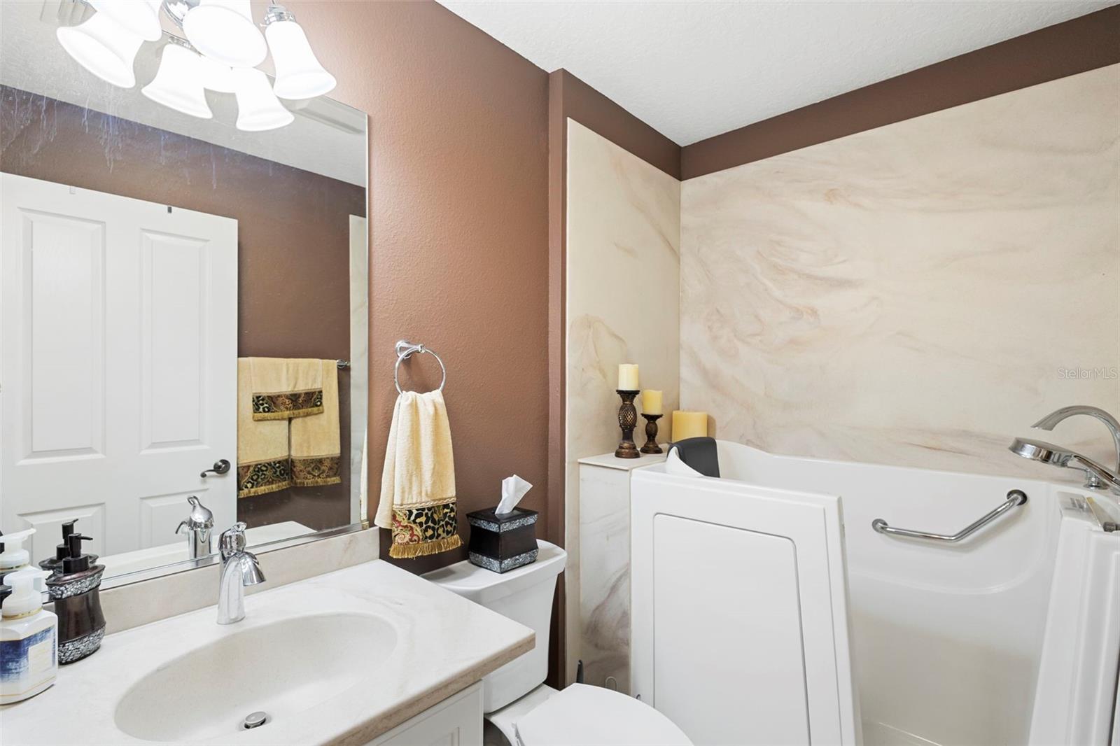 Image 37 of 45 For 7177 172nd Hazelwood Loop