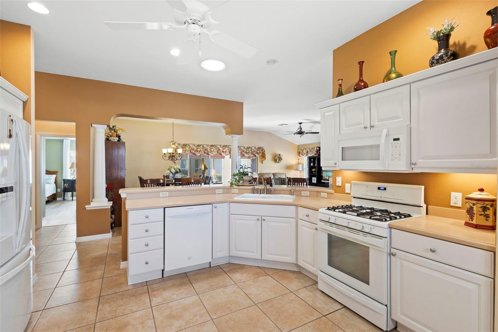 Image 4 of 45 For 7177 172nd Hazelwood Loop