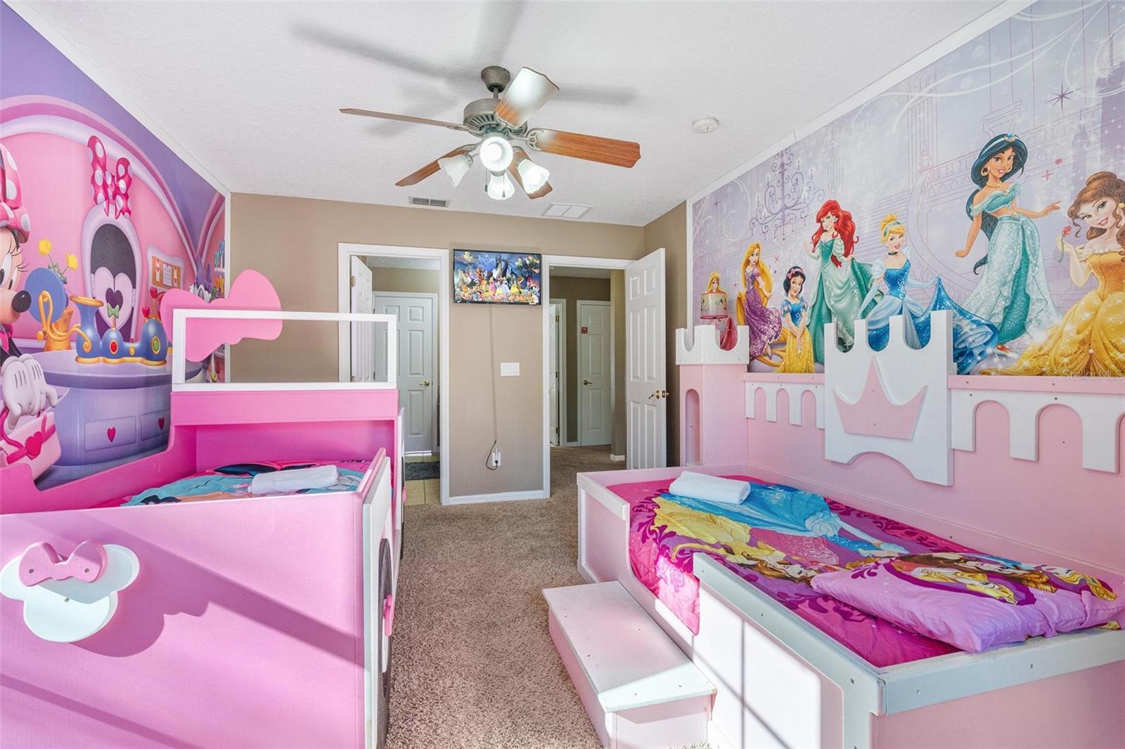 Image 12 of 41 For 8019 Acadia Estates Court