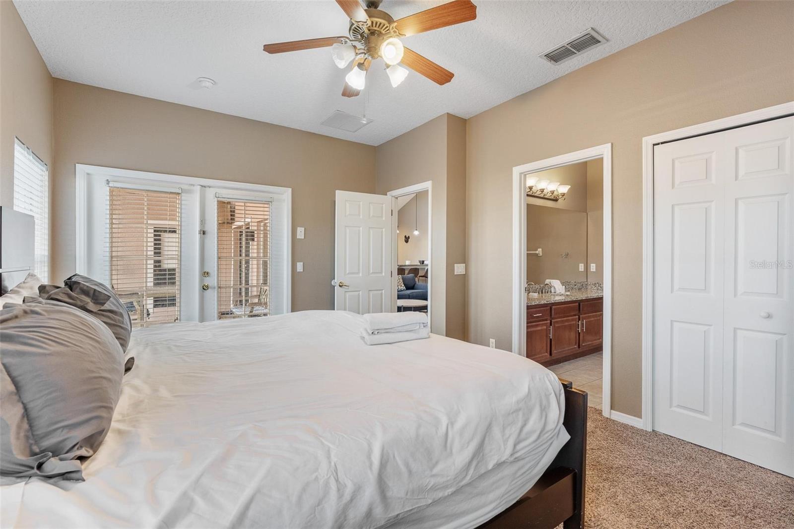 Image 32 of 41 For 8019 Acadia Estates Court