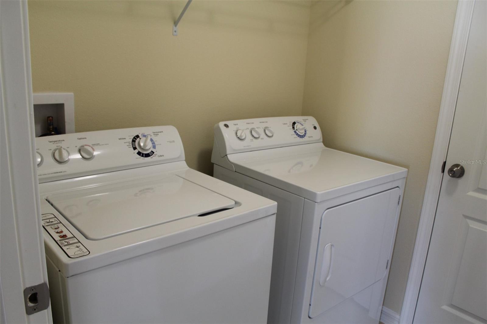 Image 9 of 14 For 3005 Salford Street