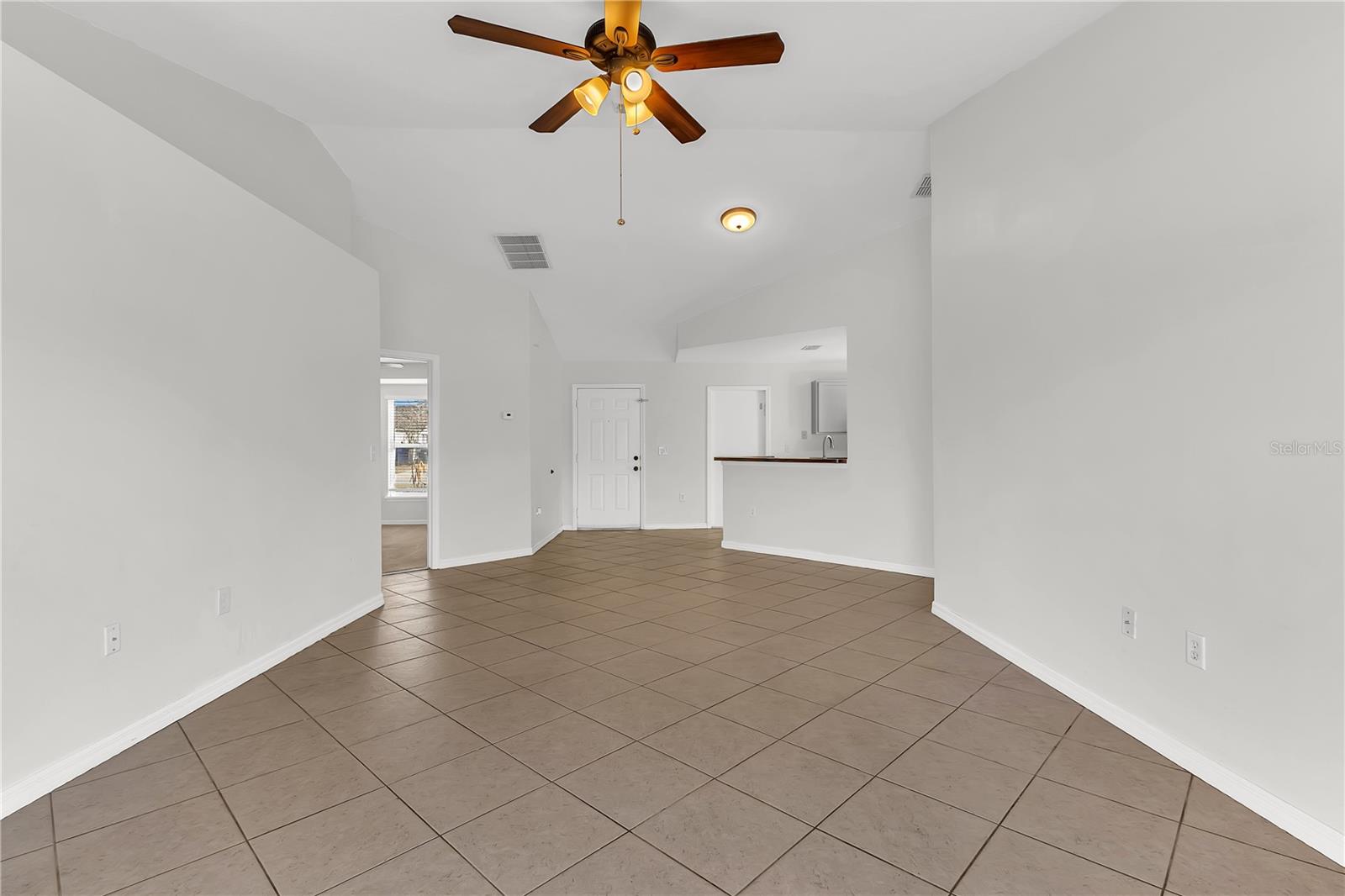 Image 4 of 14 For 3348 Kelsey Lane