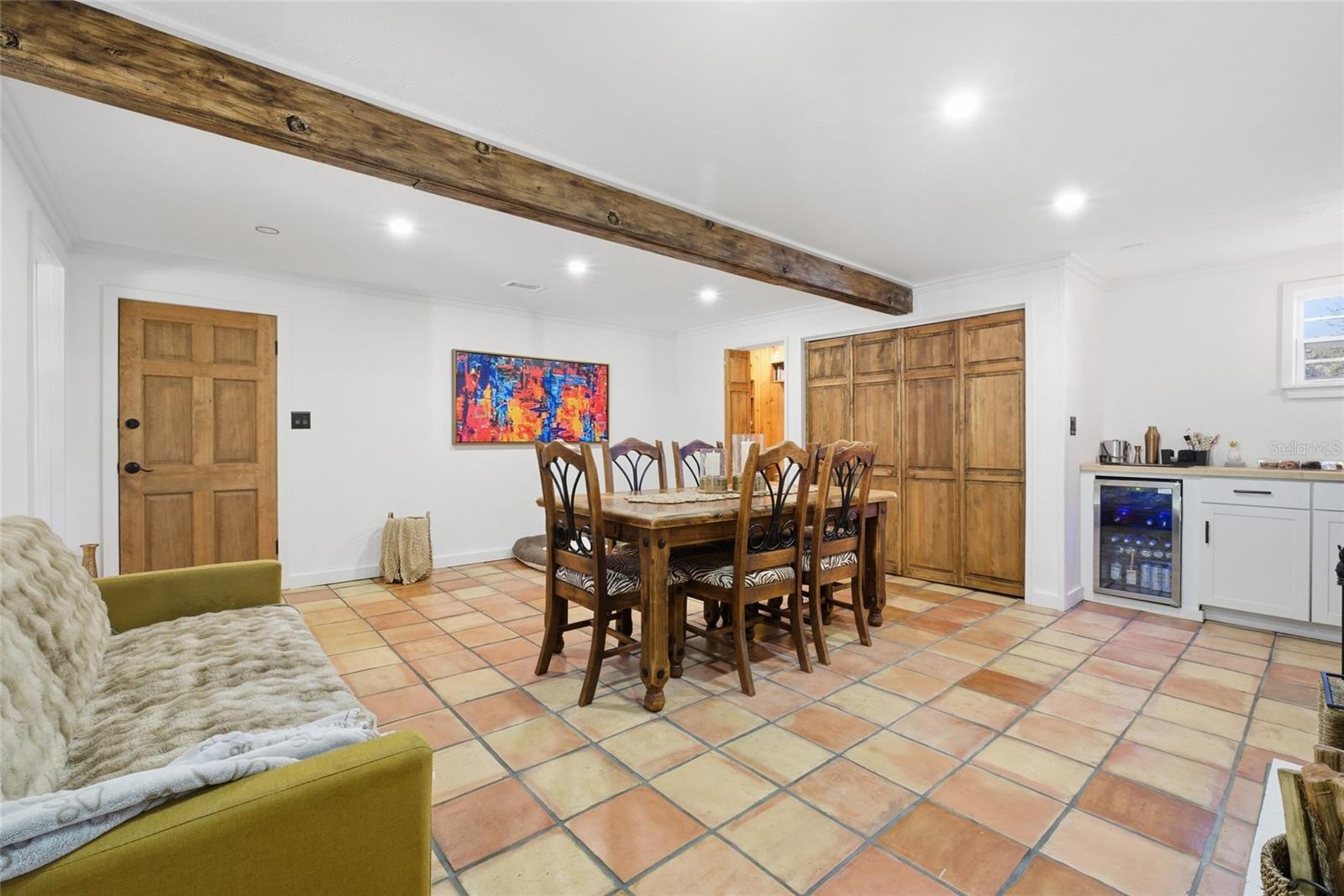 Image 16 of 68 For 1927 Eland Avenue