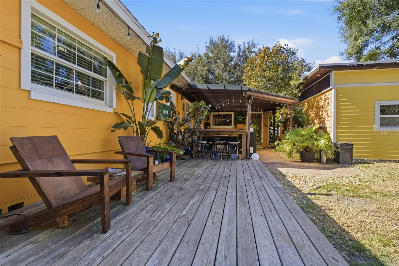 Image 31 of 68 For 1927 Eland Avenue