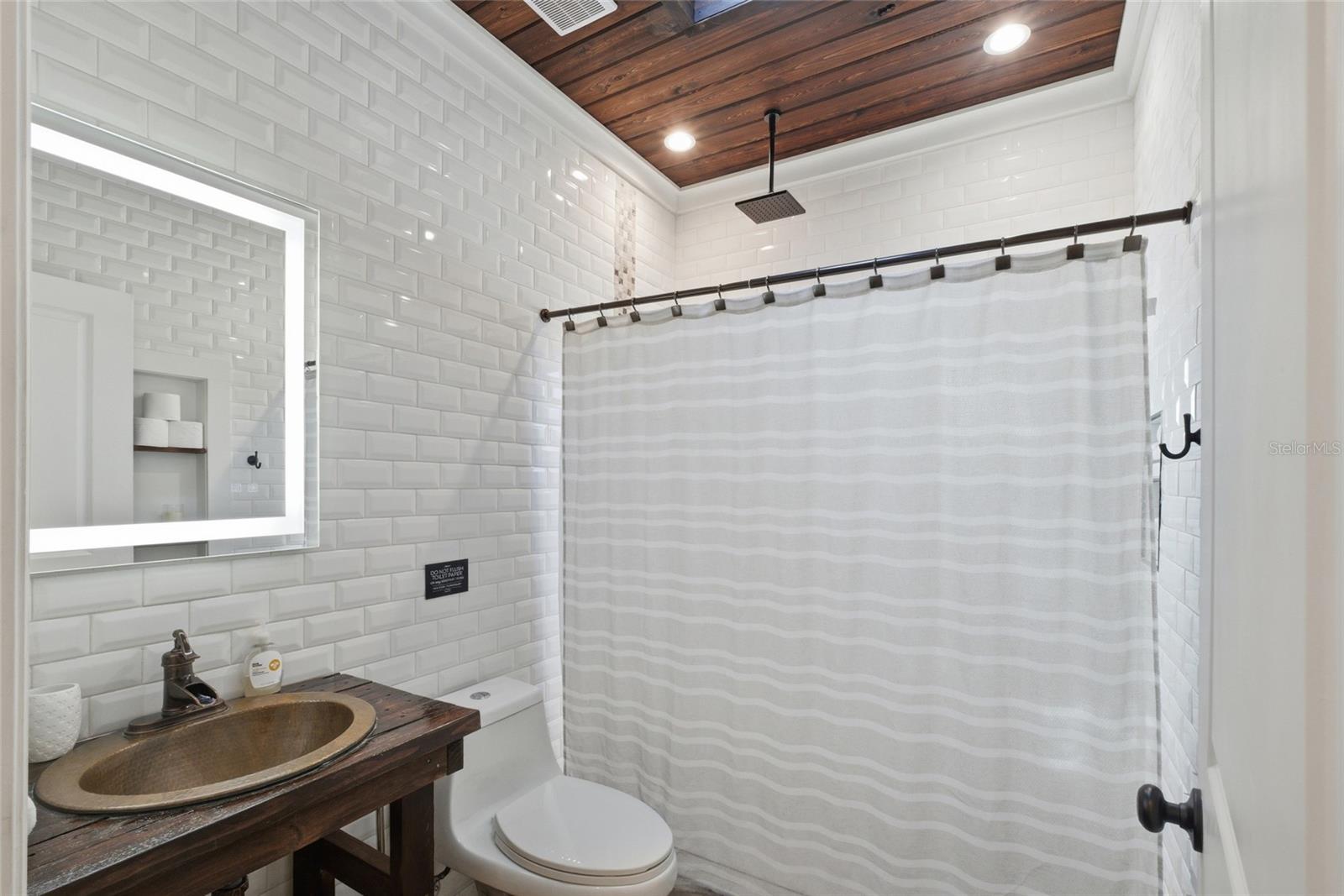 Image 52 of 68 For 1927 Eland Avenue