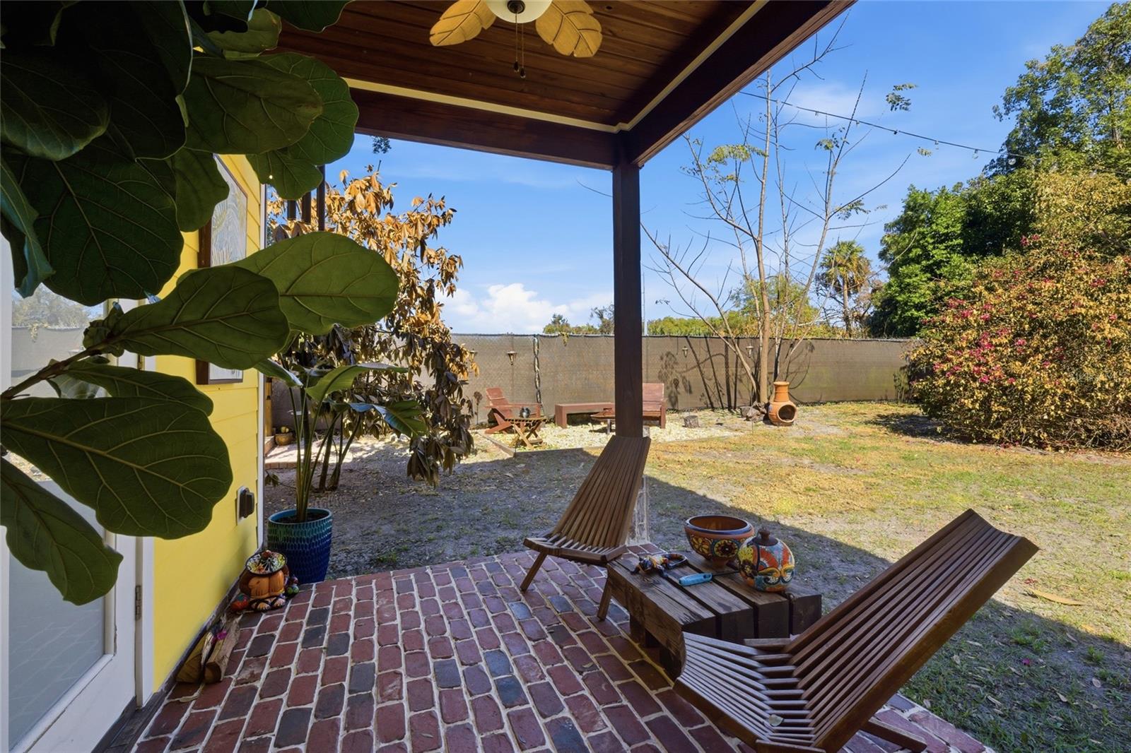 Image 57 of 68 For 1927 Eland Avenue