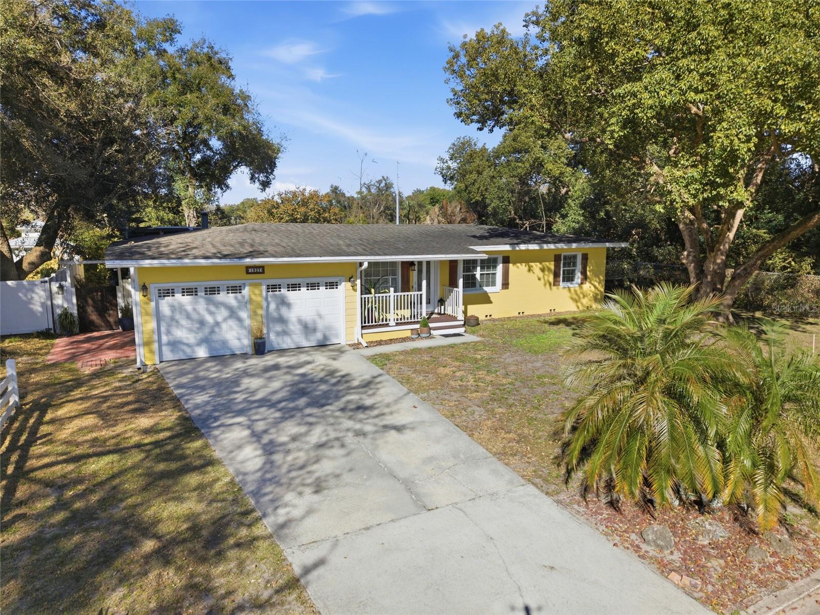 Image 64 of 68 For 1927 Eland Avenue