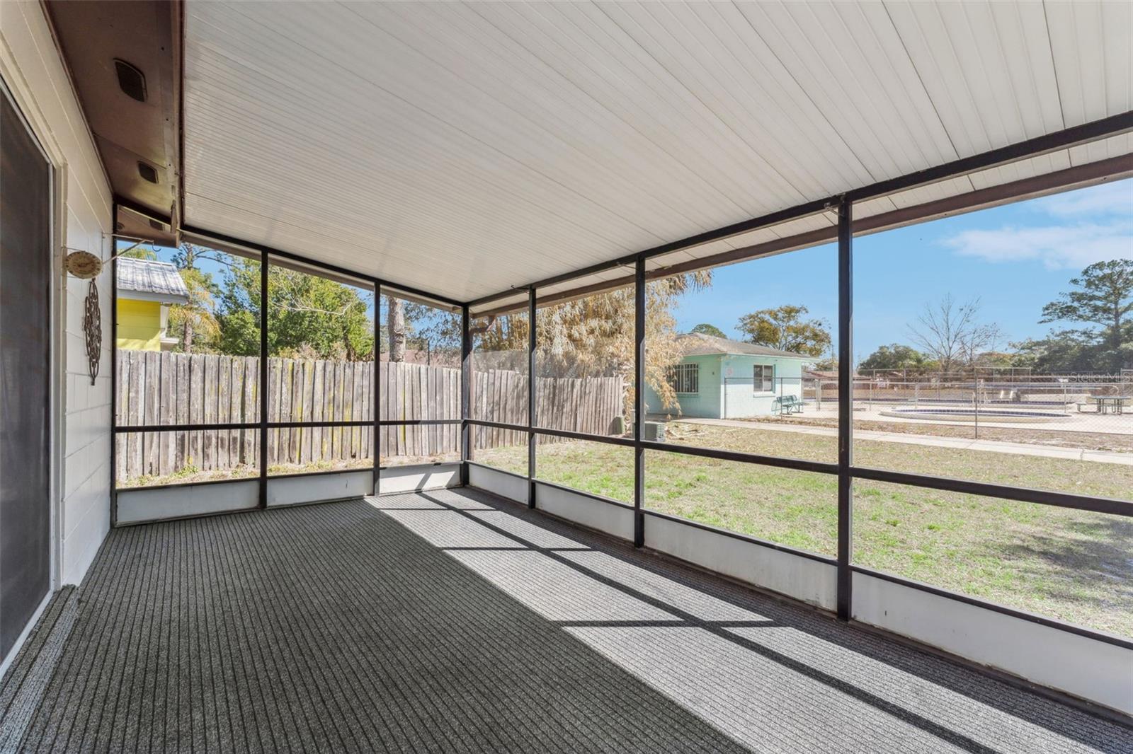 Image 17 of 22 For 306 Loch Low Drive