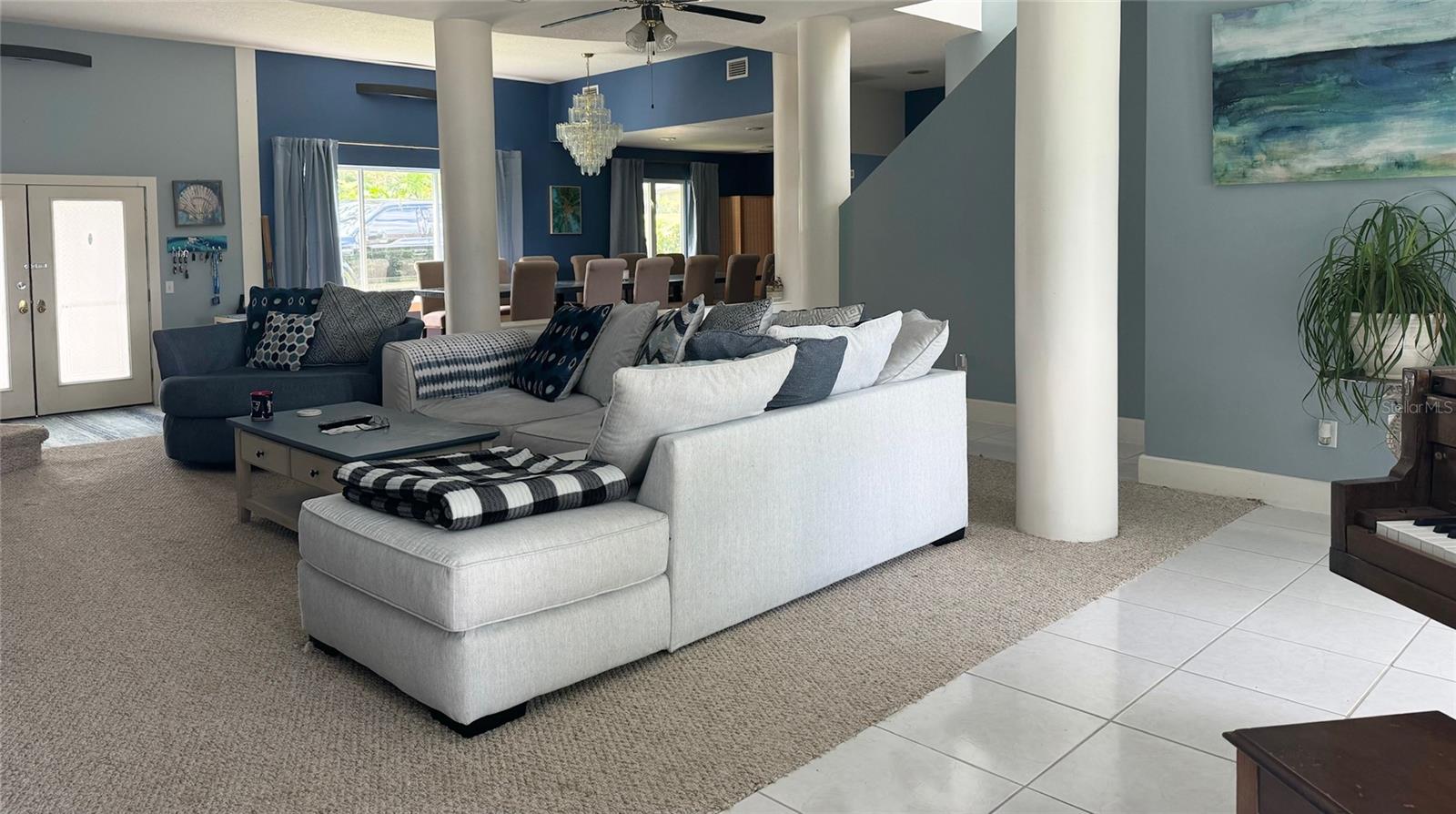 Image 20 of 48 For 9 Stone Gate N