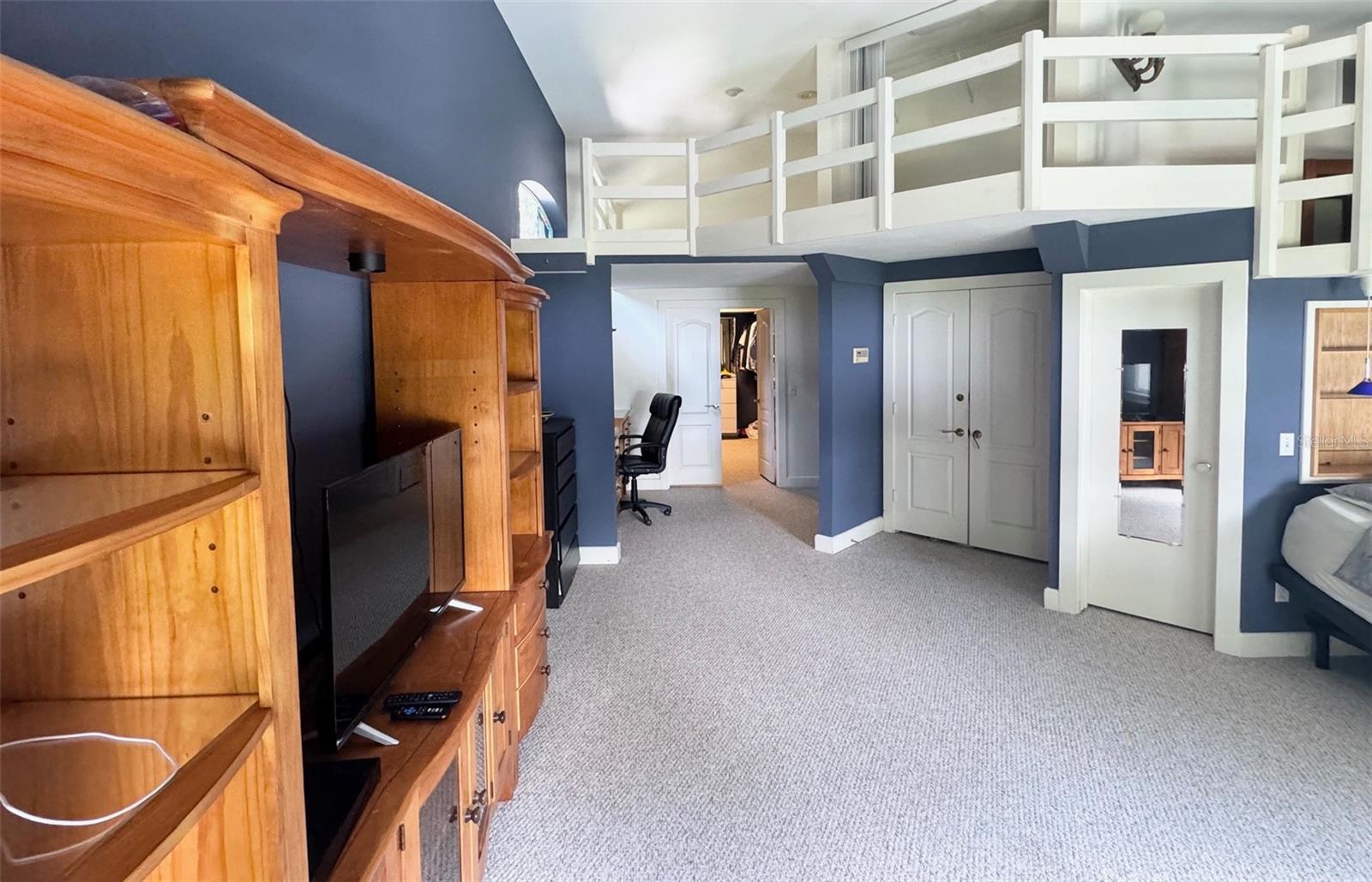 Image 23 of 48 For 9 Stone Gate N