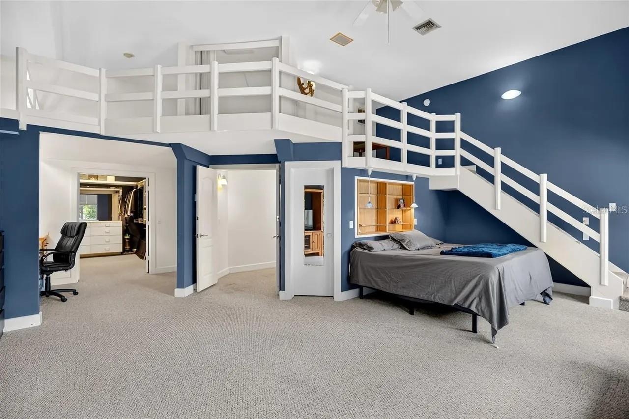 Image 24 of 48 For 9 Stone Gate N