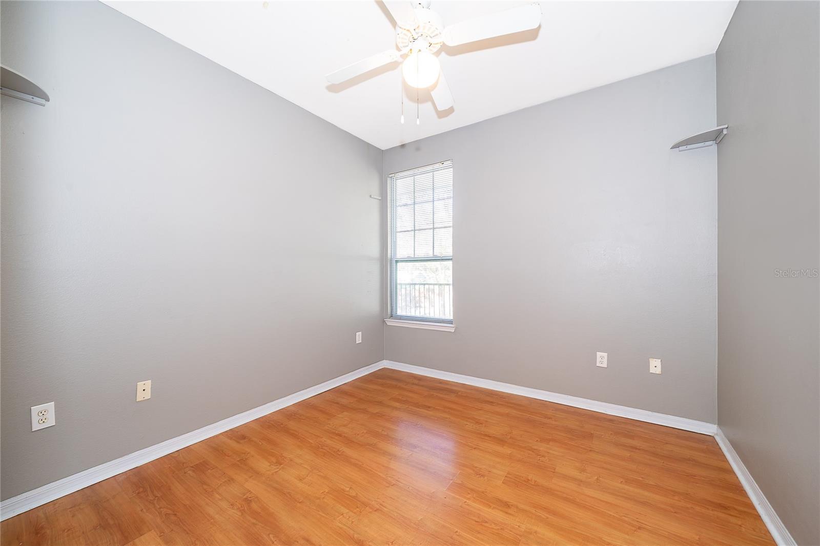 Image 15 of 24 For 2015 Erving Circle 201